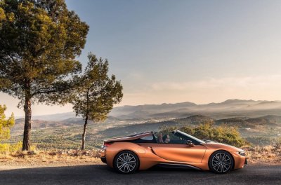 BMW i8 Roadster chốt giá 3,8 tỷ đồng tại Anh 8 BMW i8 Roadster chốt giá 3,8 tỷ đồng tại Anh a8