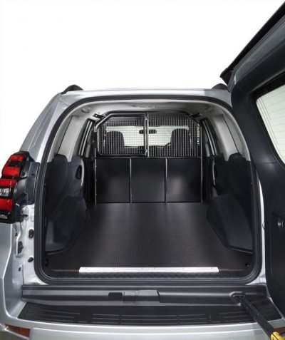 Toyota Land Cruiser Prado 2019 mở bán thêm phiên bản van, giá 834 triệu đồng 2 Toyota Land Cruiser Prado 2019 mở bán thêm phiên bản van, giá 834 triệu đồng 3