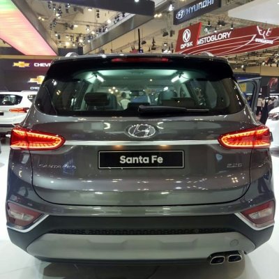 Đuôi xe Hyundai Santa Fe 2019 Thiết kế đuôi xe Hyundai Santa Fe 2019