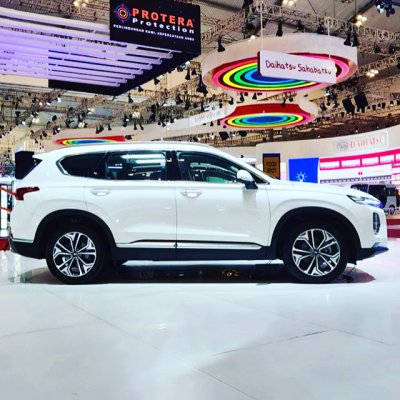 Hyundai Santa Fe 2019 có kích thước dài hơn Hyundai Santa Fe 2019 tăng 65 mm chiều dài tổng thể