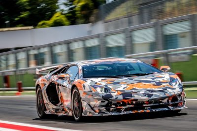 Lamborghini Aventador SVJ hé lộ màu sơn ngoại thất trước ngày ra mắt Lamborghini Aventador SVJ hé lộ màu sơn ngoại thất trước ngày ra mắt 1