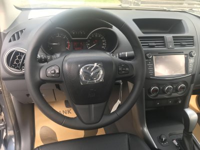 Miễn thuế và thêm trang bị, giá xe Mazda BT-50 2018 nhập giảm mạnh 7 Miễn thuế và thêm trang bị, giá xe Mazda BT-50 2018 nhập giảm mạnh a7