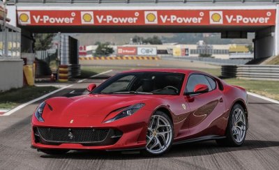 Siêu xe mới của Ferrari có thể là bản nâng cấp của 812 Superfast Siêu xe mới của Ferrari sắp ra mắt