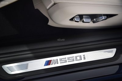Logo xe BMW M550i 2018.