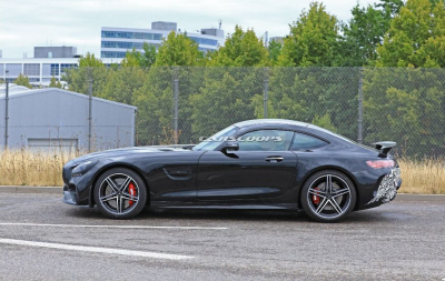Mercedes-AMG GT facelift bất ngờ xuất hiện, hấp dẫn hơn phiên bản gốc 2 Mercedes-AMG GT facelift bất ngờ xuất hiện, hấp dẫn hơn phiên bản gốc a2