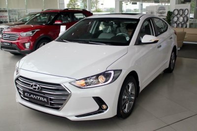 Phân khúc sedan hạng C tháng 7: Kia Cerato một lần nữa lật ngược ván cờ với Mazda 3 - Ảnh 2 Phân khúc sedan hạng C tháng 7: Kia Cerato một lần nữa lật ngược ván cờ với Mazda 3 - Ảnh 2.