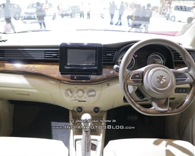 Nội thất Suzuki Ertiga Sport Concept không có gì thay đổi Suzuki Ertiga Sport Concept.