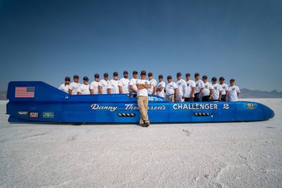 Challenger 2 đạt tốc độ 725 km/h - xe cũ 50 năm vẫn chạy siêu tốt! 2 Challenger 2 đạt tốc độ 725 km/h - xe cũ 50 năm vẫn chạy siêu tốt! 2.