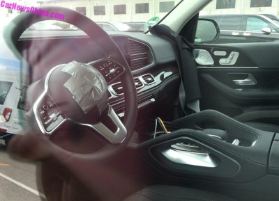 Mercedes-Benz GLE thế hệ mới hé lộ nội thất trong bộ ảnh chạy thử tại Trung Quốc 3 Mercedes-Benz GLE thế hệ mới hé lộ nội thất trong bộ ảnh chạy thử tại Trung Quốc a3
