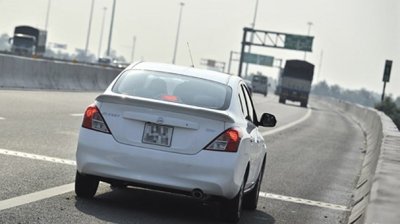 Dừng đỗ xe khẩn cấp trên đường cao tốc sao cho an toàn? 1 Dừng đỗ xe khẩn cấp trên đường cao tốc sao cho an toàn? 1.