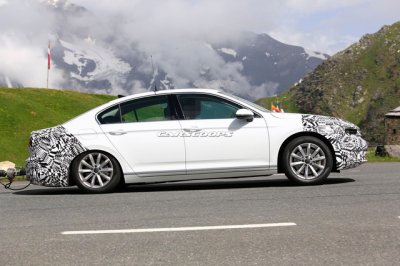 Volkswagen Passat 2019 chạy thử, cải tiến phần cứng rõ rệt 2 Volkswagen Passat 2019 chạy thử, cải tiến phần cứng rõ rệt 3