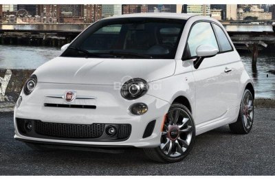 Fiat 500 2017.