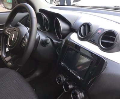 Suzuki Swift 2018 lộ diện trong một sự kiện giới thiệu sản phẩm dành cho đại lý 3 Suzuki Swift 2018 lộ diện trong một sự kiện giới thiệu sản phẩm dành cho đại lý a3