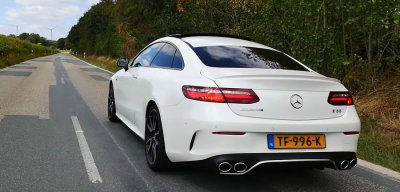 Mercedes-AMG E53 Coupe tăng tốc ấn tượng từ 0 - 100 km/h chỉ với 4,4 giây Mercedes-AMG E53 Coupe tăng tốc ấn tượng từ 0 - 100 km/h chỉ với 4,4 giây 1