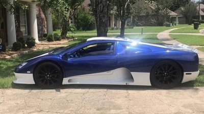 Chiếc siêu xe SSC Ultimate Aero TT duy nhất đang rao bán với giá "bèo" Chiếc siêu xe SSC Ultimate Aero TT duy nhất đang rao bán với giá "bèo" 1