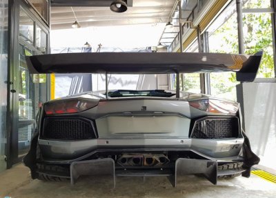 Cận cảnh Lamborghini Aventador độ chính hãng đầu tiên tại Việt Nam - Ảnh 5 Cận cảnh Lamborghini Aventador độ chính hãng đầu tiên tại Việt Nam - Ảnh 5.