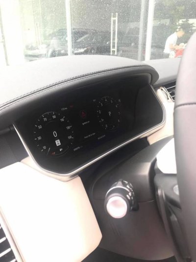 SUV cỡ lớn Land Rover Range Rover bản HSE 2018 lần đầu về Việt Nam, giá 9 tỷ đồng 22 SUV cỡ lớn Land Rover Range Rover bản HSE 2018 lần đầu về Việt Nam, giá 9 tỷ đồng 23