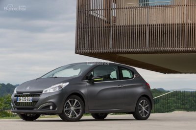 Mẫu xe điện Peugeot 208 sẽ ra mắt trong năm tới - 1