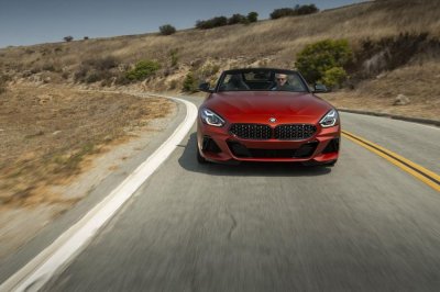 BMW Z4 First Edition trình làng tại Pebble Beach, hấp dẫn không tưởng 10 BMW Z4 First Edition trình làng tại Pebble Beach, hấp dẫn không tưởng 11