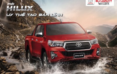 Toyota Hilux facelift 2018 ra mắt, giá 695 triệu Toyota Hilux facelift 2018 ra mắt, giá 695 triệu.