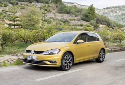 Volkswagen Golf khai tử phiên bản 3 cửa và wagon - 1