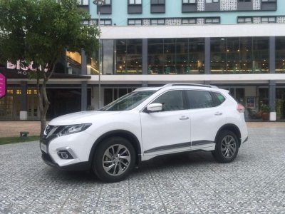 Bắt gặp Nissan X-Trail V-series bản dành riêng cho thị trường Việt lăn bánh trên phố a2