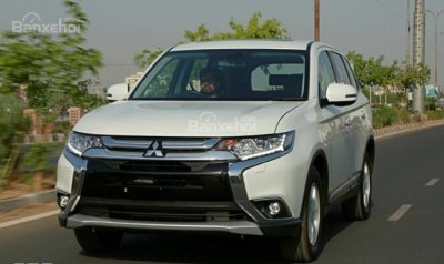 Mitsubishi Outlander.