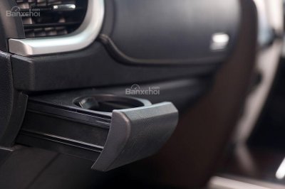 Ảnh Toyota Fortuner TRD 2018 - Bản thể thao "hot" TMV vẫn nợ khách Việt 17 Ảnh Toyota Fortuner TRD 2018 - Bản thể thao "hot" TMV vẫn nợ khách Việt 1a7