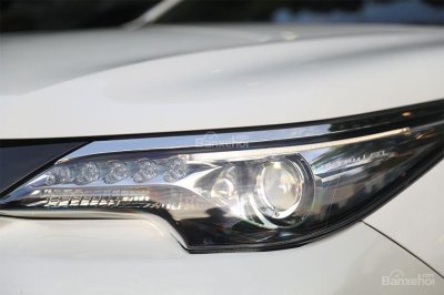 Ảnh Toyota Fortuner TRD 2018 - Bản thể thao "hot" TMV vẫn nợ khách Việt 9 Ảnh Toyota Fortuner TRD 2018 - Bản thể thao "hot" TMV vẫn nợ khách Việt a9