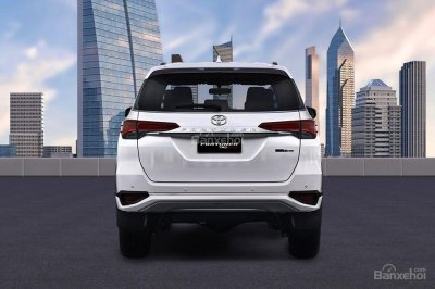 Ảnh Toyota Fortuner TRD 2018 - Bản thể thao "hot" TMV vẫn nợ khách Việt 7 Ảnh Toyota Fortuner TRD 2018 - Bản thể thao "hot" TMV vẫn nợ khách Việt a7
