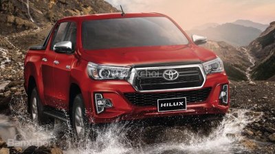 Toyota Hilux tăng giá ngay tháng đầu về Việt Nam