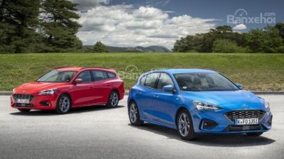 Ford Focus 2019 tăng giá và bổ sung công nghệ - 1