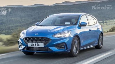 Ford Focus 2019 tăng giá và bổ sung công nghệ - 2