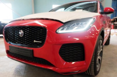 Cụm đèn ngoại thất của Jaguar E-PACE 2019 