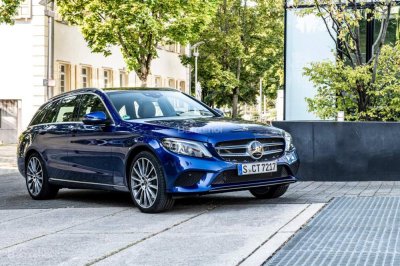 Mercedes C300de Diesel PHEV công bố thông số - 1