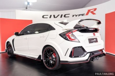 Cận cảnh Honda Civic Type R sắp ra mắt Triển lãm ô tô Việt Nam 2018