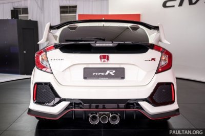 Cận cảnh Honda Civic Type R sắp ra mắt Triển lãm ô tô Việt Nam 2018