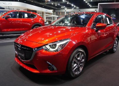 Mazda2 2019 có 2 kiểu dáng 