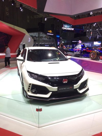 Phiên bản hiệu suất cao Honda Civic Type R gây ấn tượng tại triển lãm VMS 2018 3.