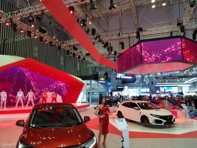 Phiên bản hiệu suất cao Honda Civic Type R gây ấn tượng tại triển lãm VMS 2018 2.