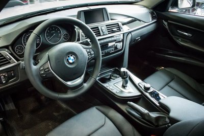 Giá xe BMW 320i cập nhất mới nhất - Ảnh 2 Giá xe BMW 320i cập nhất mới nhất - Ảnh 2.