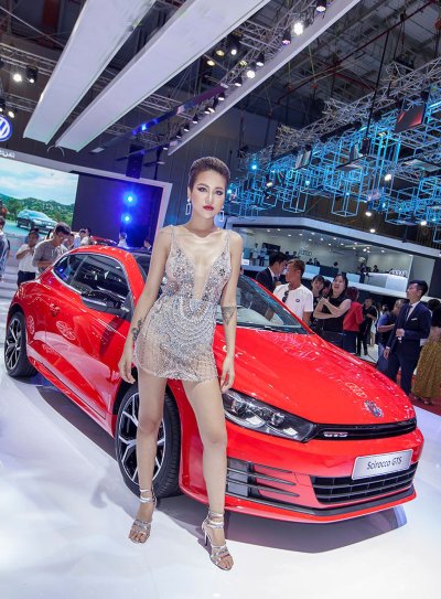 Ngất ngây ngắm mẫu Việt cá tính bên dàn xe Volkswagen tại triển lãm VMS 2018 - Ảnh 5.