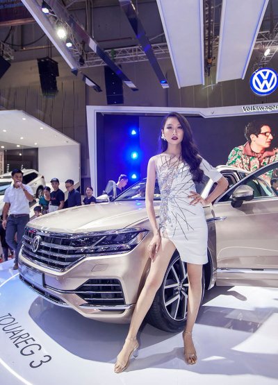 Ngất ngây ngắm mẫu Việt cá tính bên dàn xe Volkswagen tại triển lãm VMS 2018 - Ảnh 9.