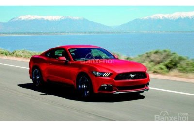 Ford Mustang EcoBoost 2019.