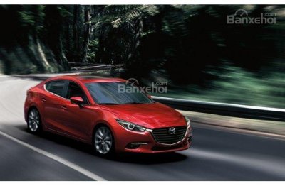 Mazda3 Touring 2018.