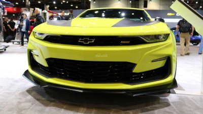 Chevrolet Camaro 2019 phiên bản xanh nõn chuối cực chất