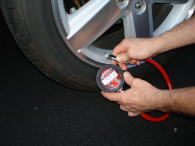 Chăm sóc bảo dưỡng ô tô trước khi bước vào mùa đông 4 Chăm sóc bảo dưỡng ô tô trước khi bước vào mùa đông 4...