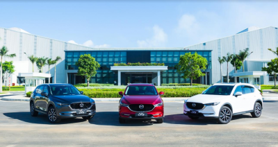 Loạt xe Mazda có màu sơn mới, giá tăng cao nhất 8 triệu đồng 1 Loạt xe Mazda có màu sơn mới, giá tăng cao nhất 8 triệu đồng a1