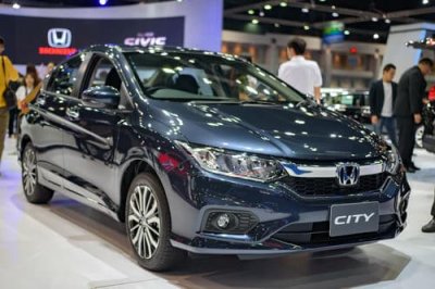 Top xe sedan hạng B bán chạy tháng 10: Accent bứt phá, Vios tiếp tục xưng vương - Ảnh 2.