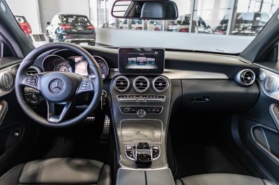 Giá xe Mercedes C300 2018 mới nhất 1 3 Giá xe Mercedes C300 2018 mới nhất 1 a3